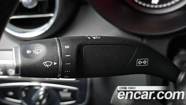 Mercedes-Benz GLC-Class 2019 — photo 29