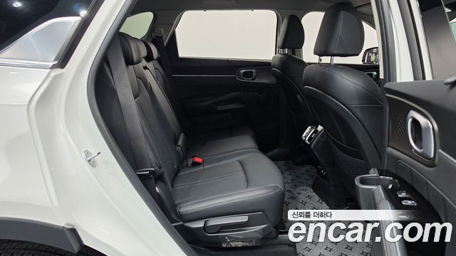 Kia Sorento 2024 — photo 17