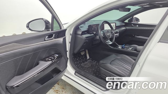 Kia K5 2024 — photo 13