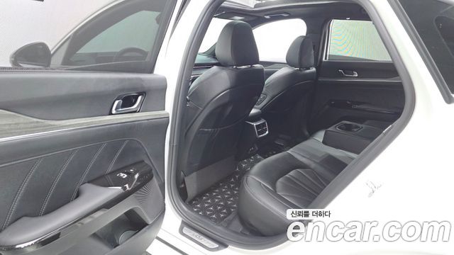 Kia K5 2024 — photo 17