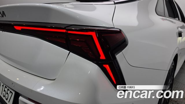 Kia K5 2024 — photo 9