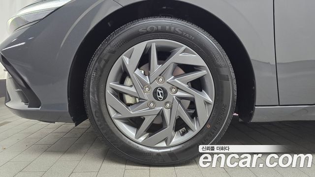 Hyundai AVANTE 2024 — photo 5