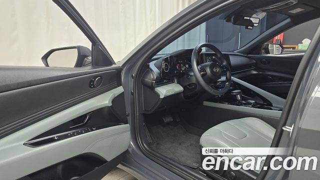 Hyundai AVANTE 2024 — photo 13
