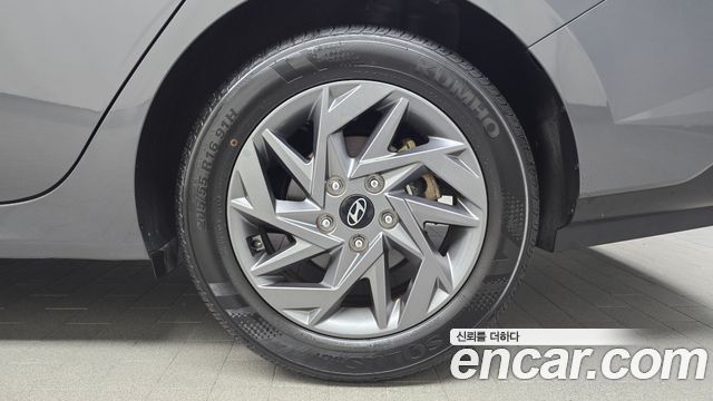 Hyundai AVANTE 2024 — photo 7