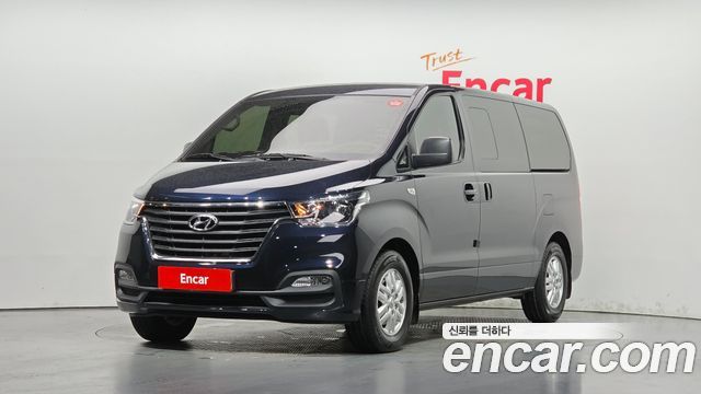 Hyundai Starex 2020 — photo 1