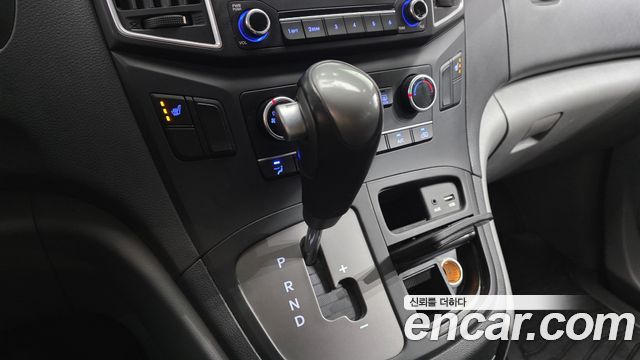 Hyundai Starex 2020 — photo 12