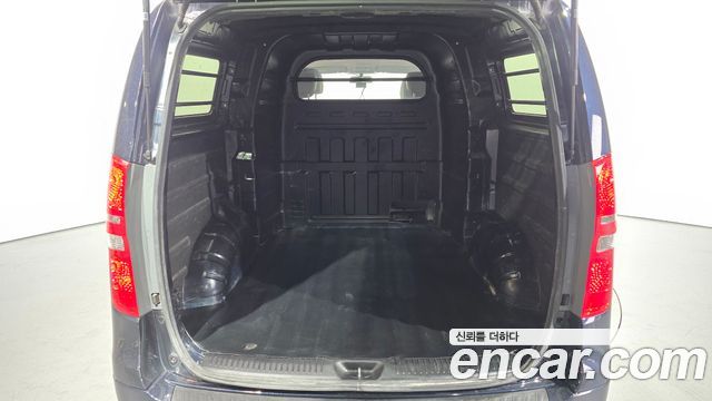 Hyundai Starex 2020 — photo 21