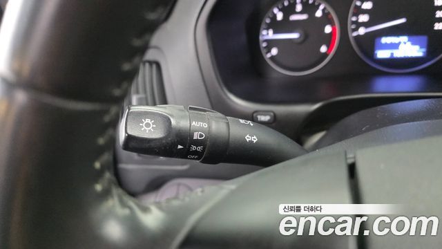 Hyundai Starex 2020 — photo 27