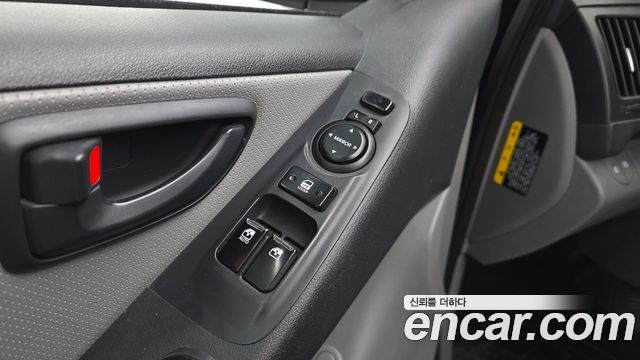 Hyundai Starex 2020 — photo 28