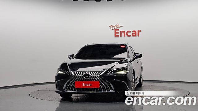 Lexus ES 2026 — photo 3