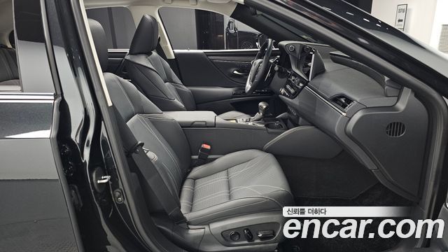 Lexus ES 2026 — photo 11