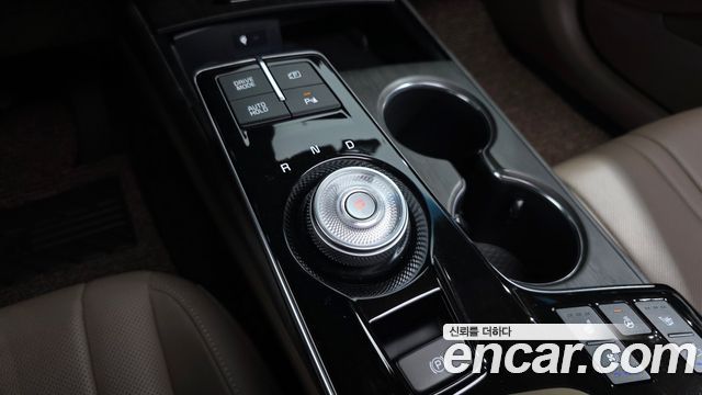 Kia K8 2022 — photo 12