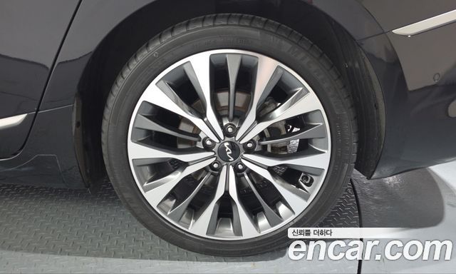Kia K8 2022 — photo 7