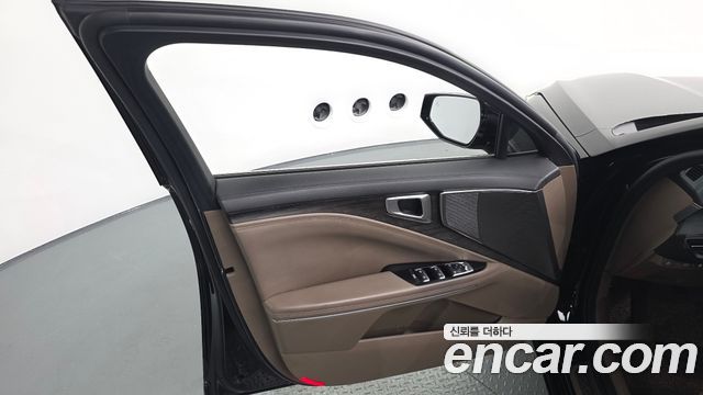 Kia K8 2022 — photo 14