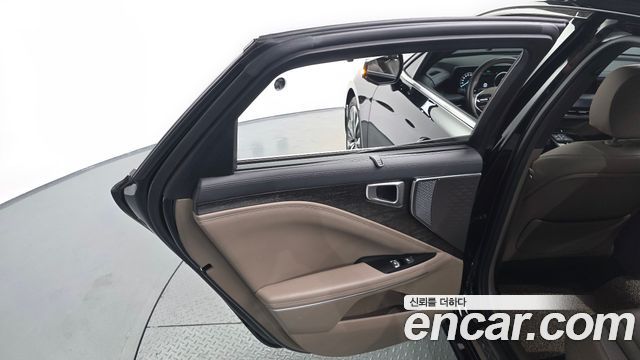 Kia K8 2022 — photo 15