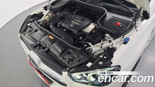 Mercedes-Benz GLE-Class 2021 — photo 6