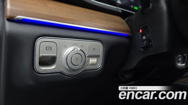 Mercedes-Benz GLE-Class 2021 — photo 20
