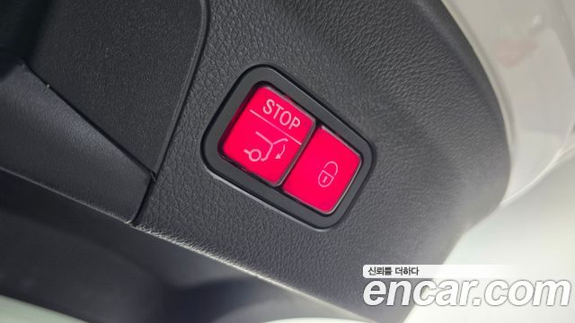 Mercedes-Benz GLE-Class 2021 — photo 25
