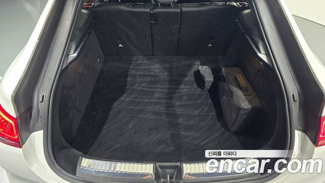 Mercedes-Benz GLE-Class 2021 — photo 26