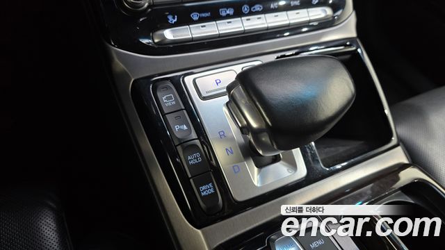 Genesis EQ900 2018 — photo 12
