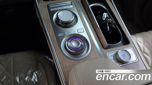 Genesis GV80 2023 — photo 12