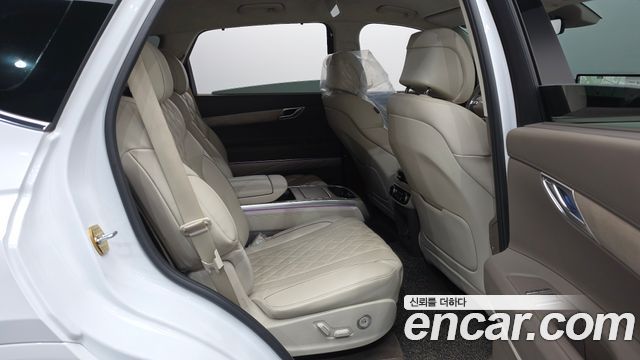 Genesis GV80 2023 — photo 17
