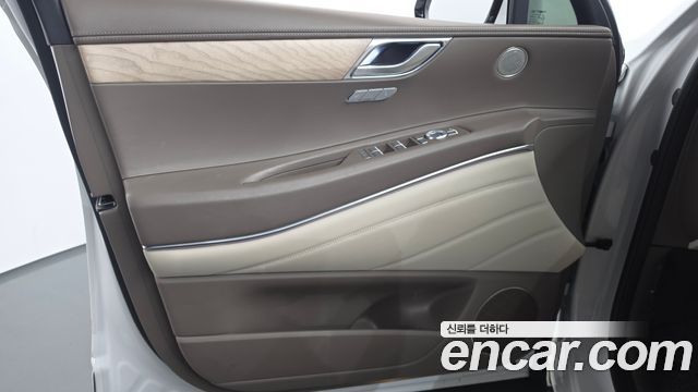 Genesis GV80 2023 — photo 14
