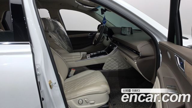 Genesis GV80 2023 — photo 16