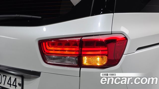 Kia Canival 2016 — photo 9