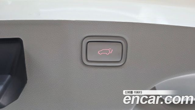 Kia Canival 2016 — photo 28