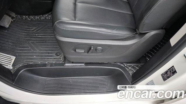 Hyundai Staria 2022 — photo 31