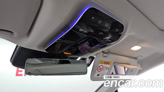 Mercedes-Benz EQE 2023 — photo 26