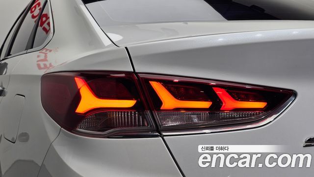 Hyundai Sonata 2018 — photo 9