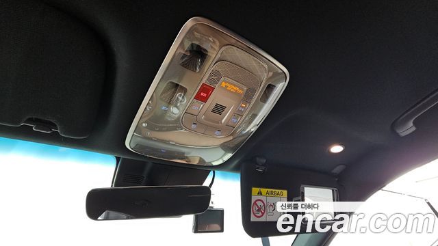 Genesis GV70 2024 — photo 23
