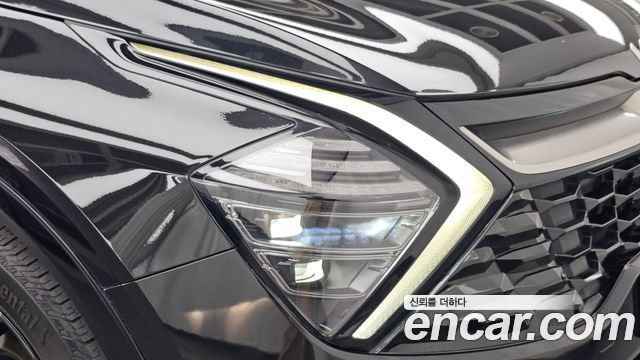 Kia Sportage 2023 — photo 8