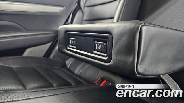 Renault Korea QM6 2022 — photo 25