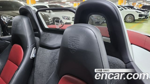 Porsche 718 2018 — photo 16