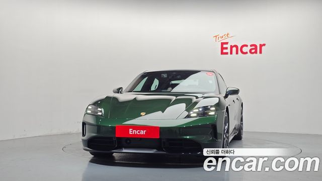 Porsche Taycan 2025 — photo 3