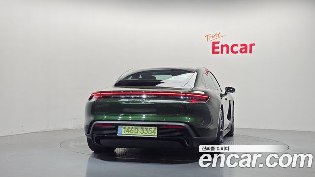 Porsche Taycan 2025 — photo 4