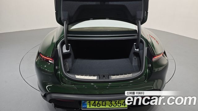 Porsche Taycan 2025 — photo 20
