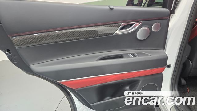 Genesis GV80 2024 — photo 15