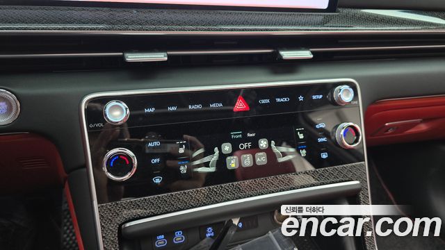 Genesis GV80 2024 — photo 35