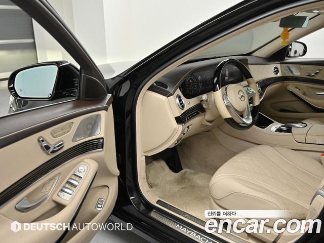 Mercedes-Benz S-Class 2020 — photo 11