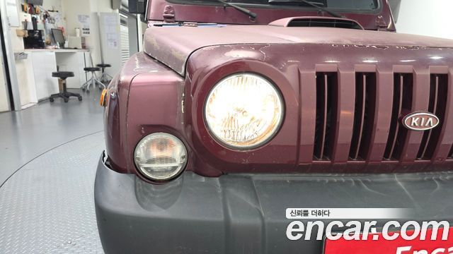 Kia Retona 2001 — photo 8