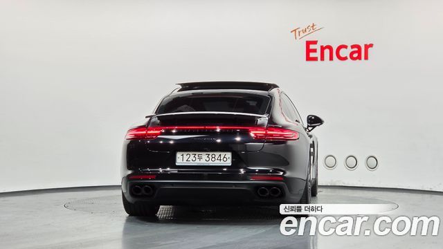 Porsche Panamera 2018 — photo 4