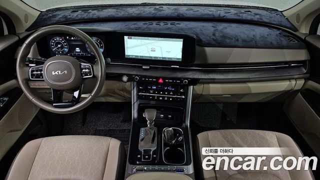 Kia Canival 2023 — photo 10