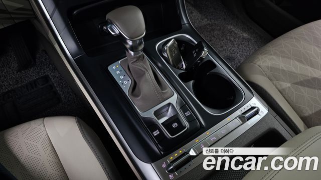 Kia Canival 2023 — photo 12