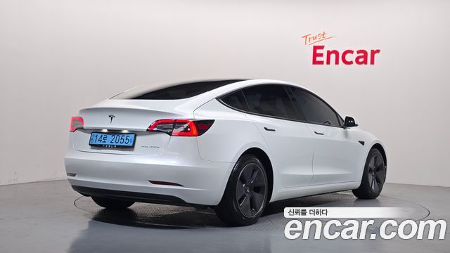 Tesla Model 3 2021 — photo 2