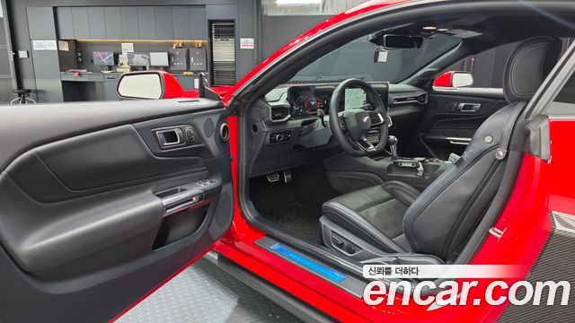 Ford Mustang 2024 — photo 13
