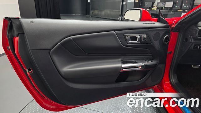 Ford Mustang 2024 — photo 15